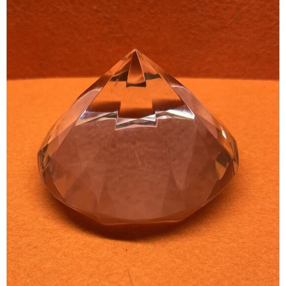 Magnificent Small Diamond Shaped Glass‎ Prism Paperweight - Picture 1 of 9